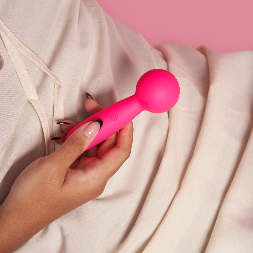Lolly mini wand vibrator with pouch